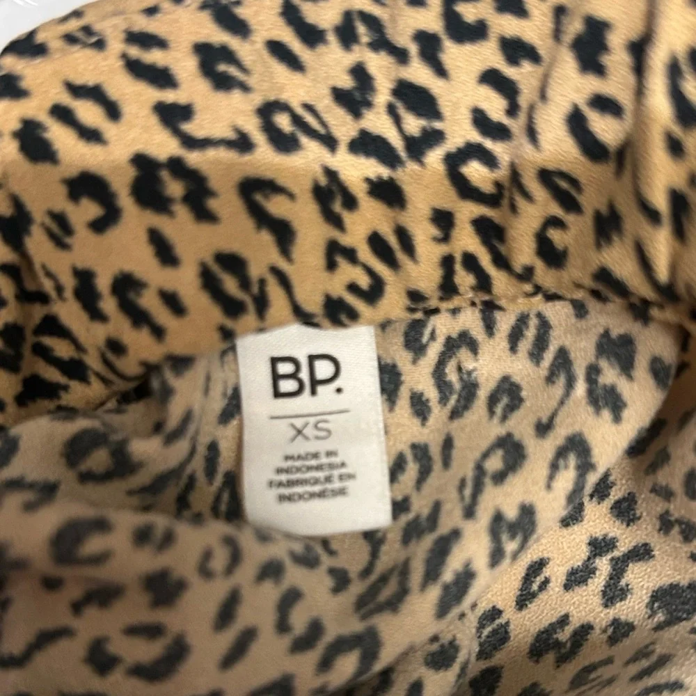 BP Cute Animal Leopard Print Mini Skirt Size XS - Picture 2 of 7